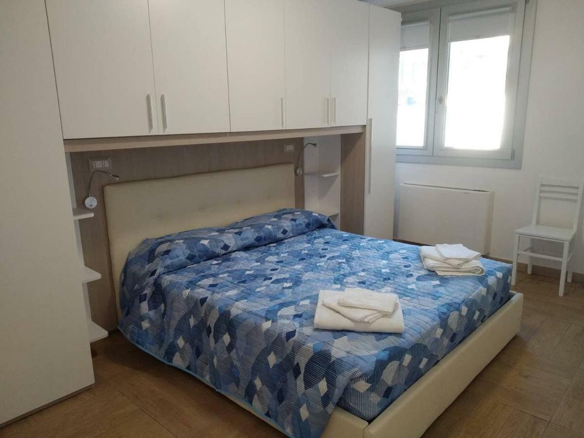 Oristano 5 Pers Appartamento Extérieur photo